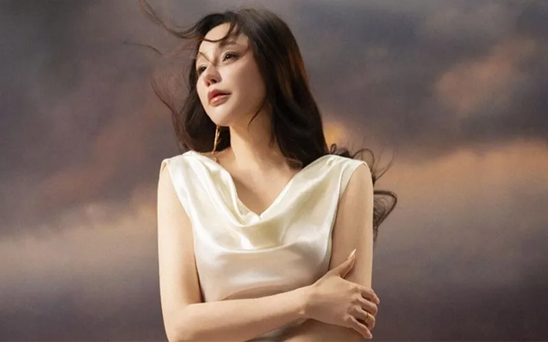 Album mới lời tự sự nghệ thuật của Hồ Quỳnh Hương