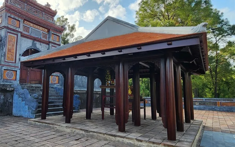 Cục di sản văn hóa kiểm tra công trình Nhà Rường