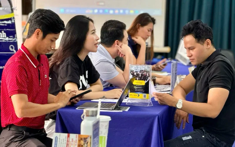 Sắp Xếp và Bảo Đảm Quyền Lợi