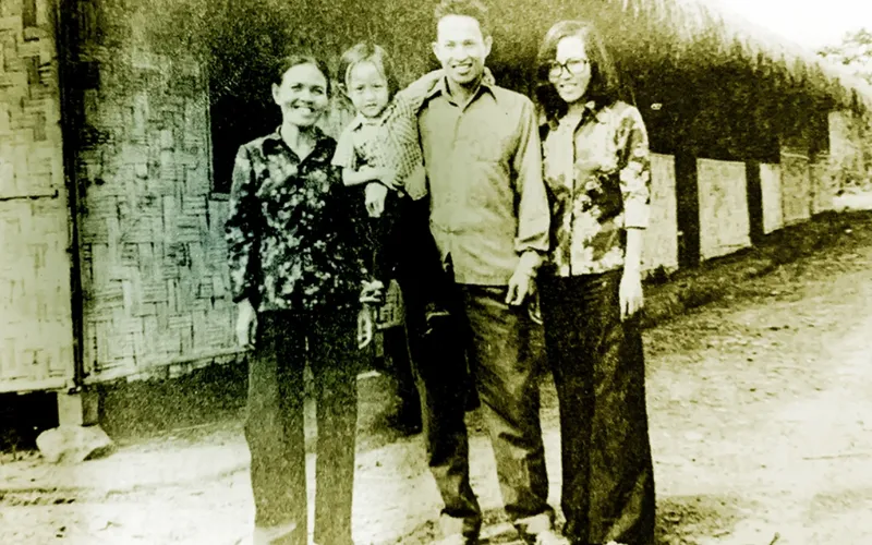 Ông Tư Cang sum họp bên gia đình