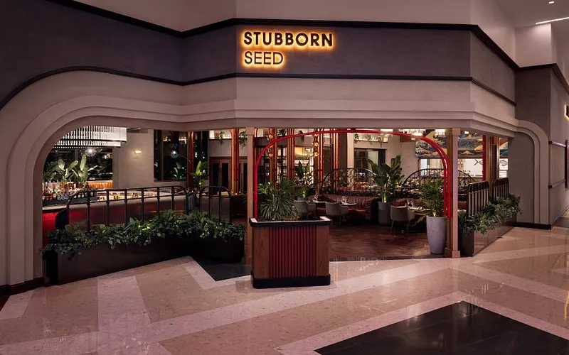 Nhà hàng Stubborn Seed tại Resorts World Las Vegas