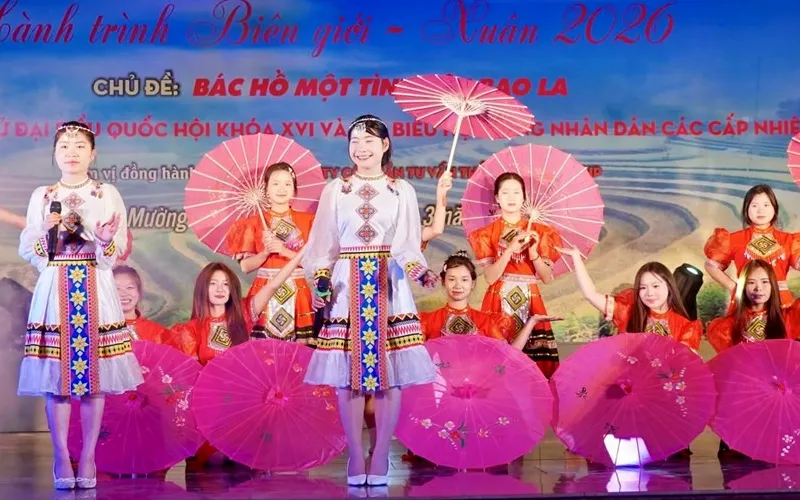 Không khí ấm áp và tình đoàn kết