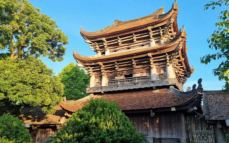 Kiến Trúc Đặc Sắc và Di Tích Quý Giá