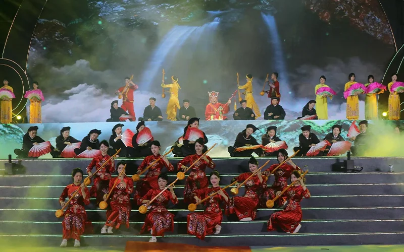 Chương 3: "Bừng Lên Sức Sống Miền Di Sản" - Khát Vọng Vươn Lên