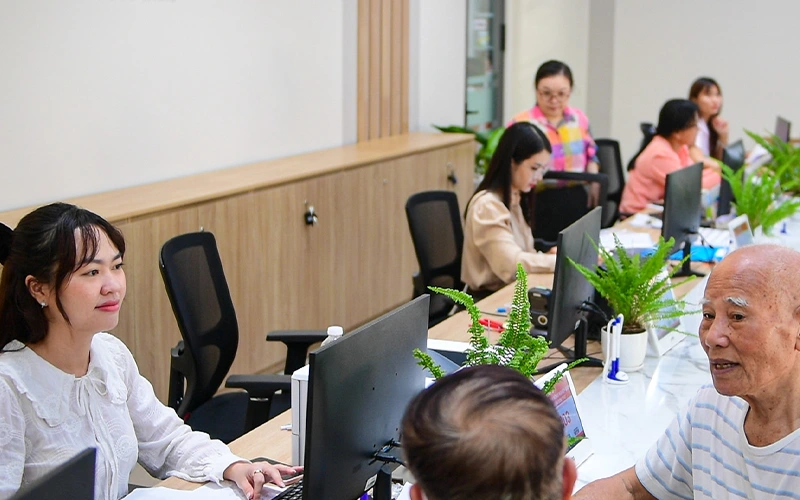 Đối Tượng và Tiêu Chẩn Tuyển Dụng