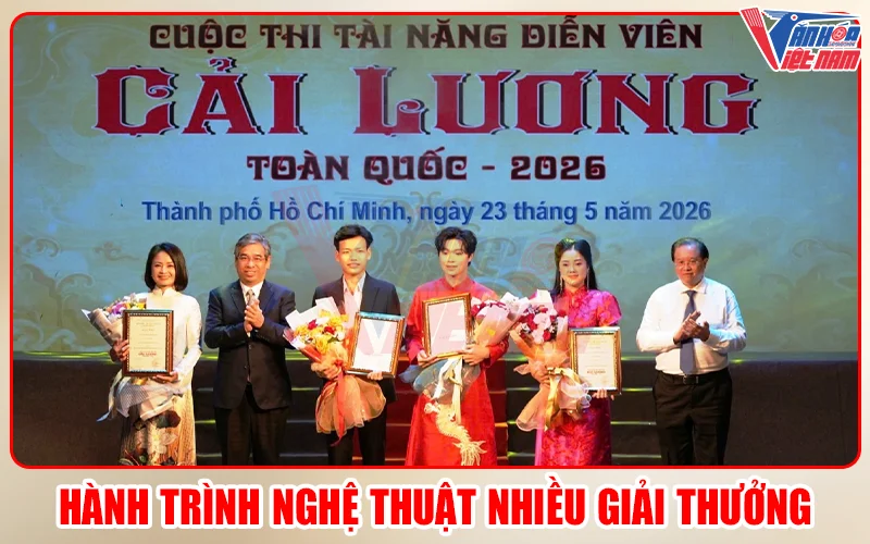 Hành Trình Nghệ Thuật Nhiều Giải Thưởng