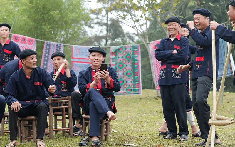 Trang phục nam giới Dao Đỏ