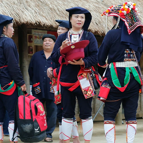 Trang phục dân tộc Dao Quần Chẹt