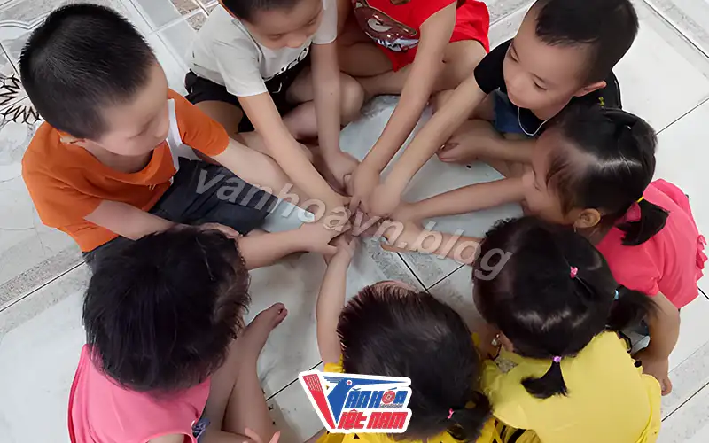 Cách chơi trò chơi chi chi chành chành