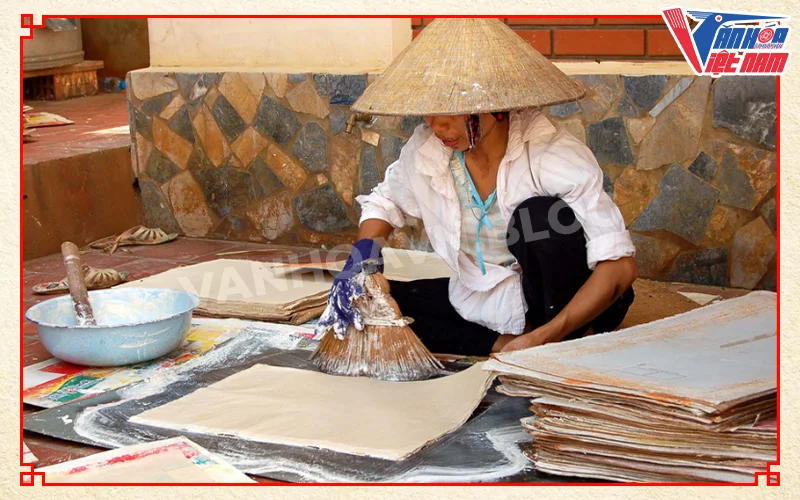 Quét điệp lên giấy dó